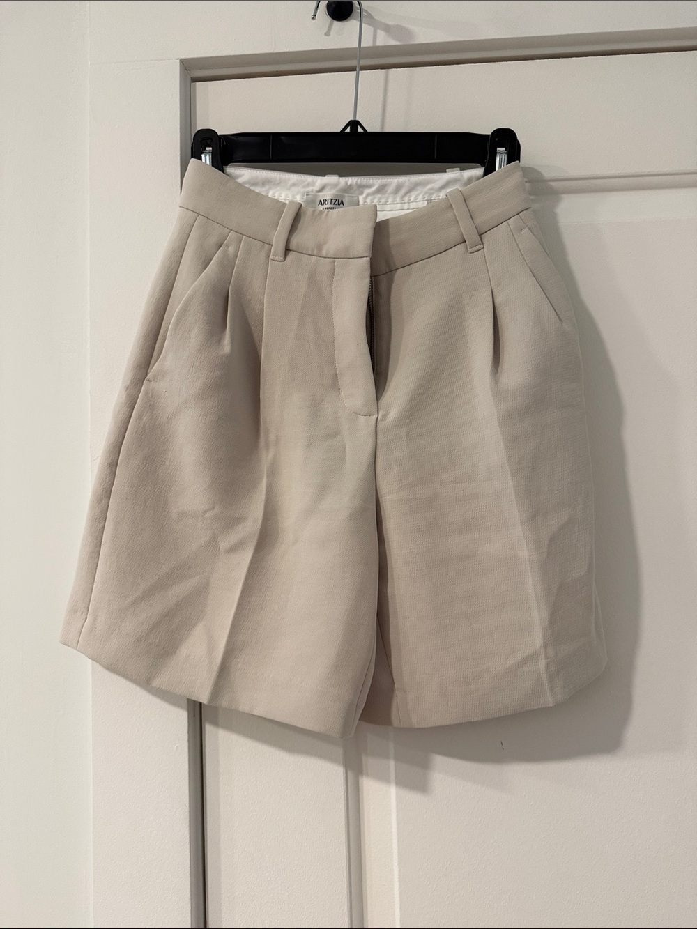Aritzia Crepette Beige High-Rise Long Shorts